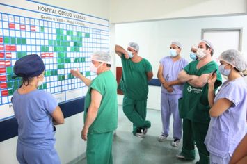 HGV participa de capacitação para reduzir fila de espera por cirurgias