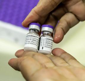 Piauí recebeu hoje mais 16,3 mil doses de vacinas da Pfizer