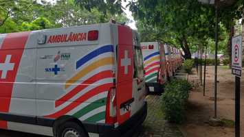 Governo do Piauí entrega ambulâncias para hospitais da rede estadual de Saúde 