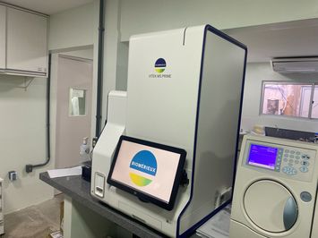 Governo do Piauí equipa Lacen com o mais avançado equipamento de diagnóstico microbiológico do mundo