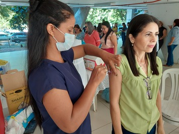Servidores do Centro Administrativo recebem vacinação contra a influenza