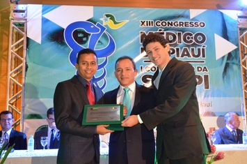 Secretario Francisco Costa participa de congresso médico do Piauí