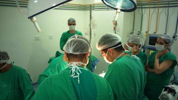 HGV realiza transplantes de rins simultaneamente
