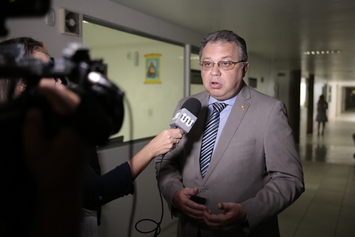 Secretário Florentino Neto vai lançar plano de investimentos para a saúde